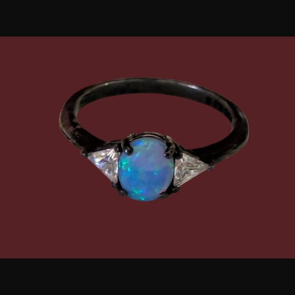 Vintage Avon 925 Sterling Silver Oxidized Opal And CZ Size 8 Ring - Picture 3 of 11